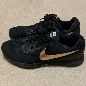 Nike Zoom Pegasus 34 Black Sneakers sz. 8.5
